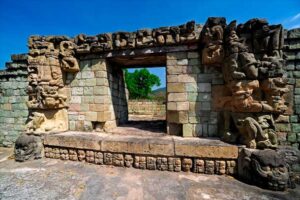 Phát hiện công thức thạch cao bí ẩn của cấu trúc Maya