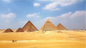 Bên trong kim tự tháp Giza của Ai Cập cổ đại