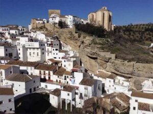 Setenil de las Bodegas: Kỳ quan thị trấn dưới tảng đá